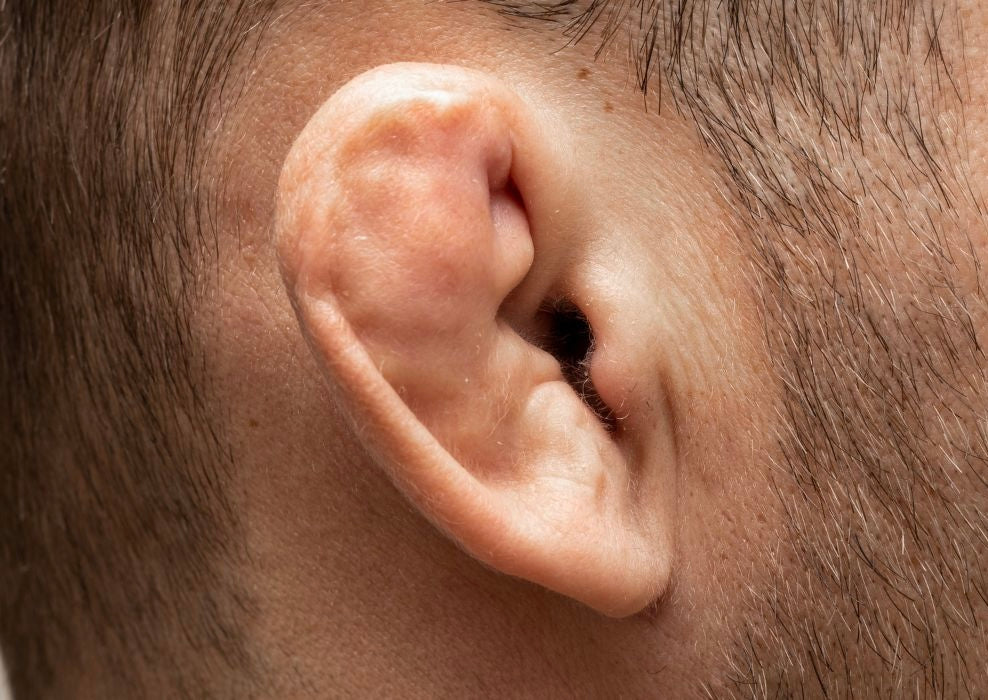 Con il piercing mi viene l’orecchio a cavolfiore?
