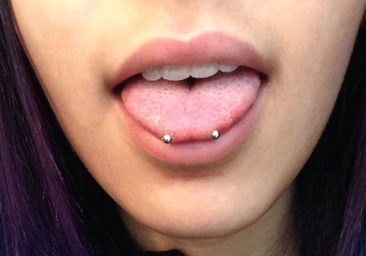 Piercing pericolosi: snake eyes, stingray piercing, frog eyes e scoop piercing.