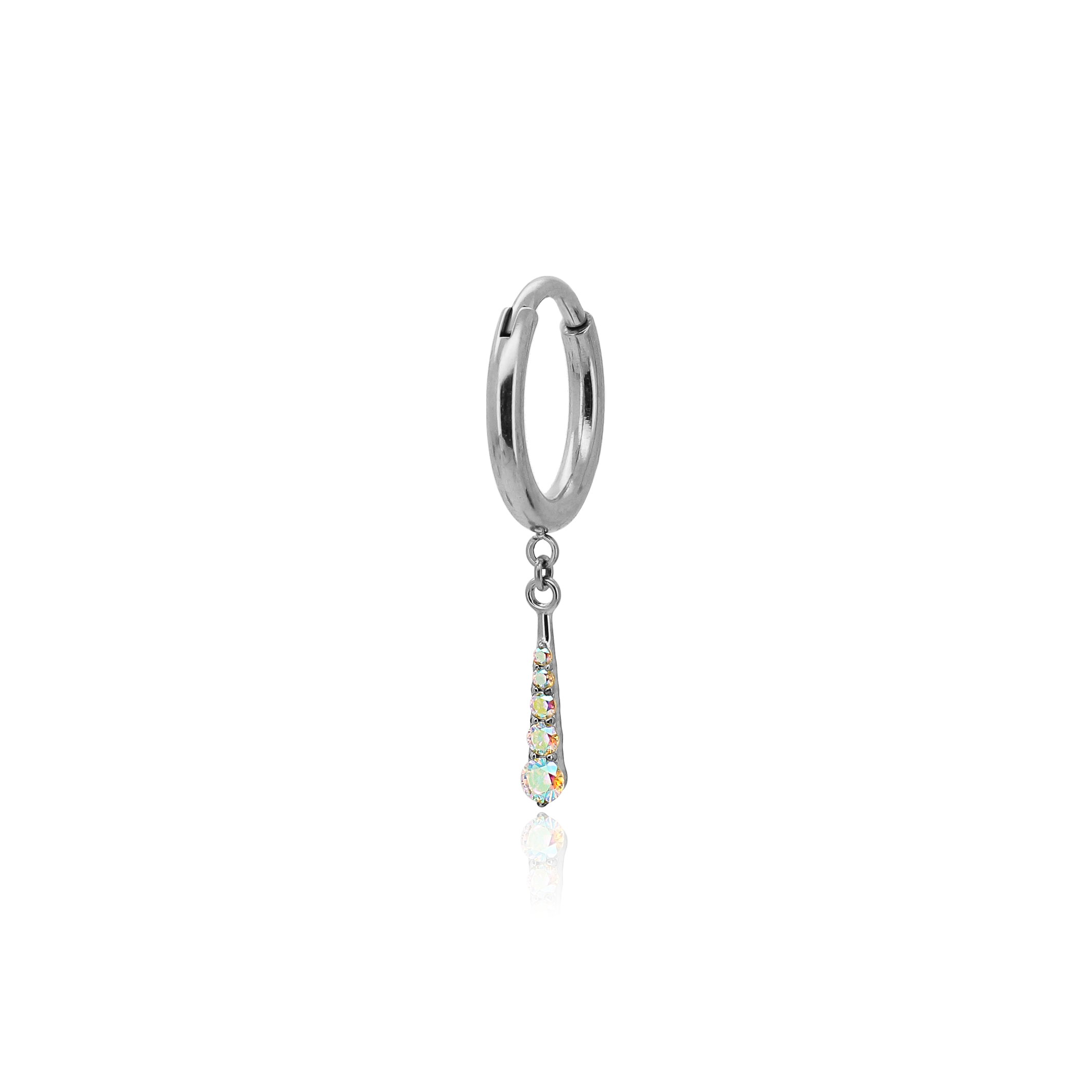 Bold pendant