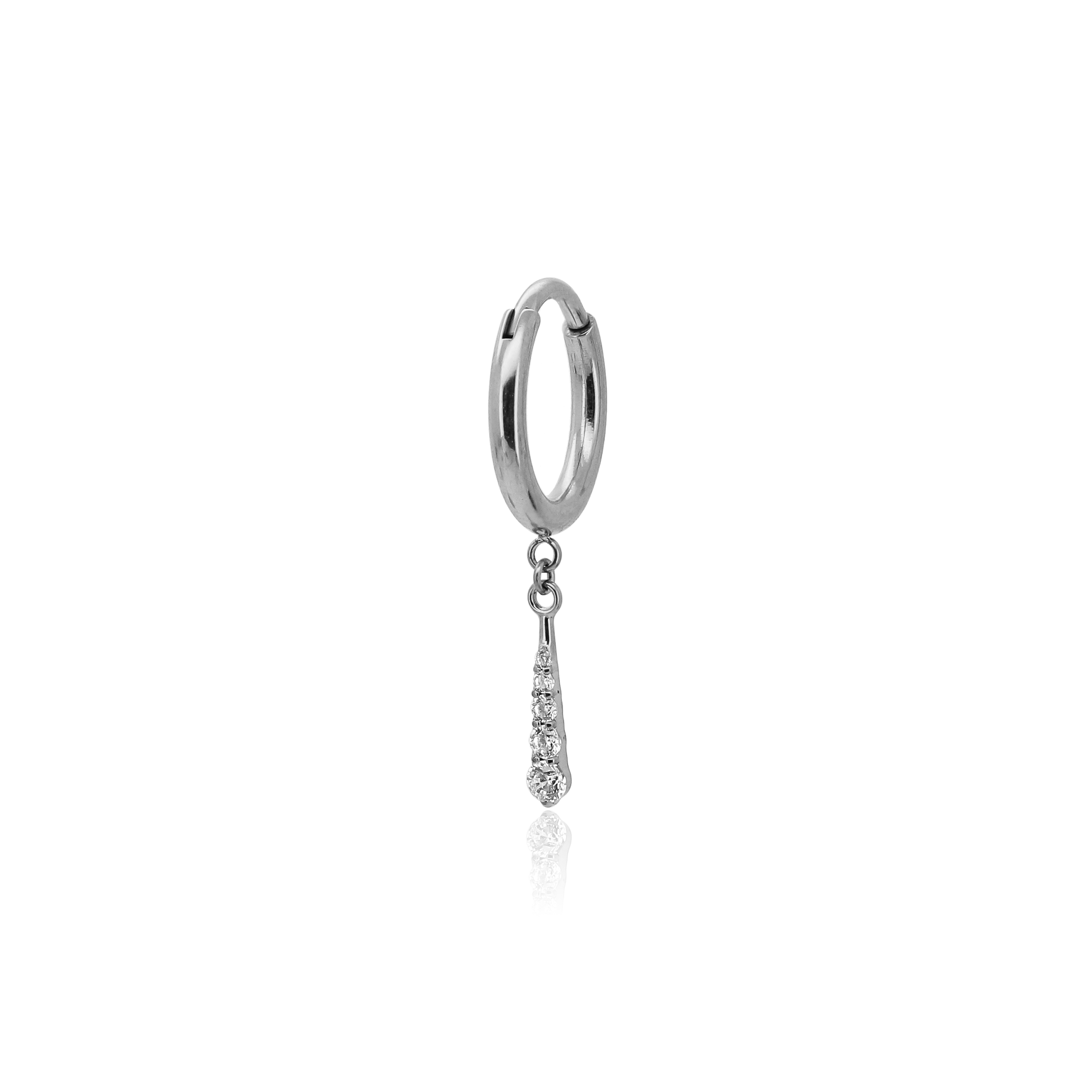 Bold pendant